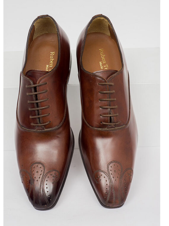 Oxford Lace Up Brogue - 002